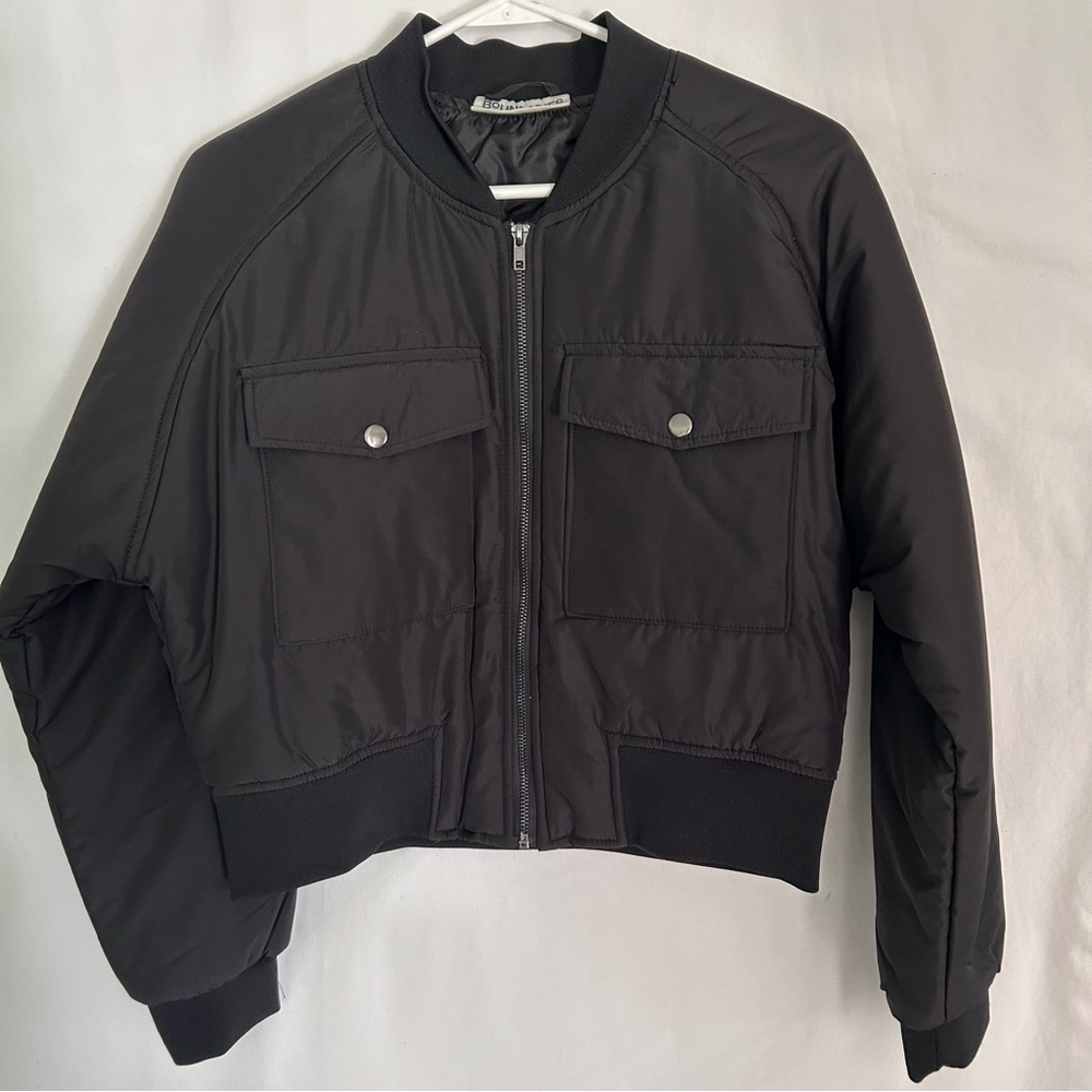 NWOT No Boundaries Black Cropped Bomber Jacket Large